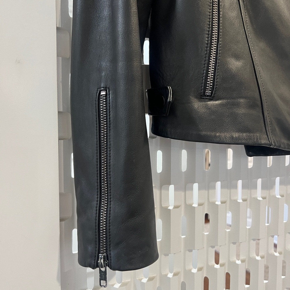 Theory light leather spring jacket. - image 6